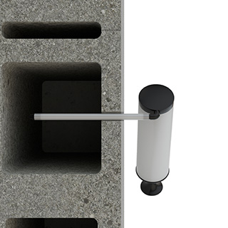 Passo 2 limpeza do betão oco com bomba sopradora