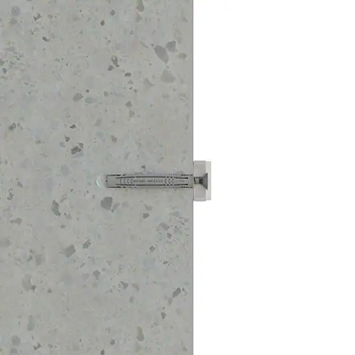 Estado final del taco de Nylon® TN4S-L fijado sobre el hormigón